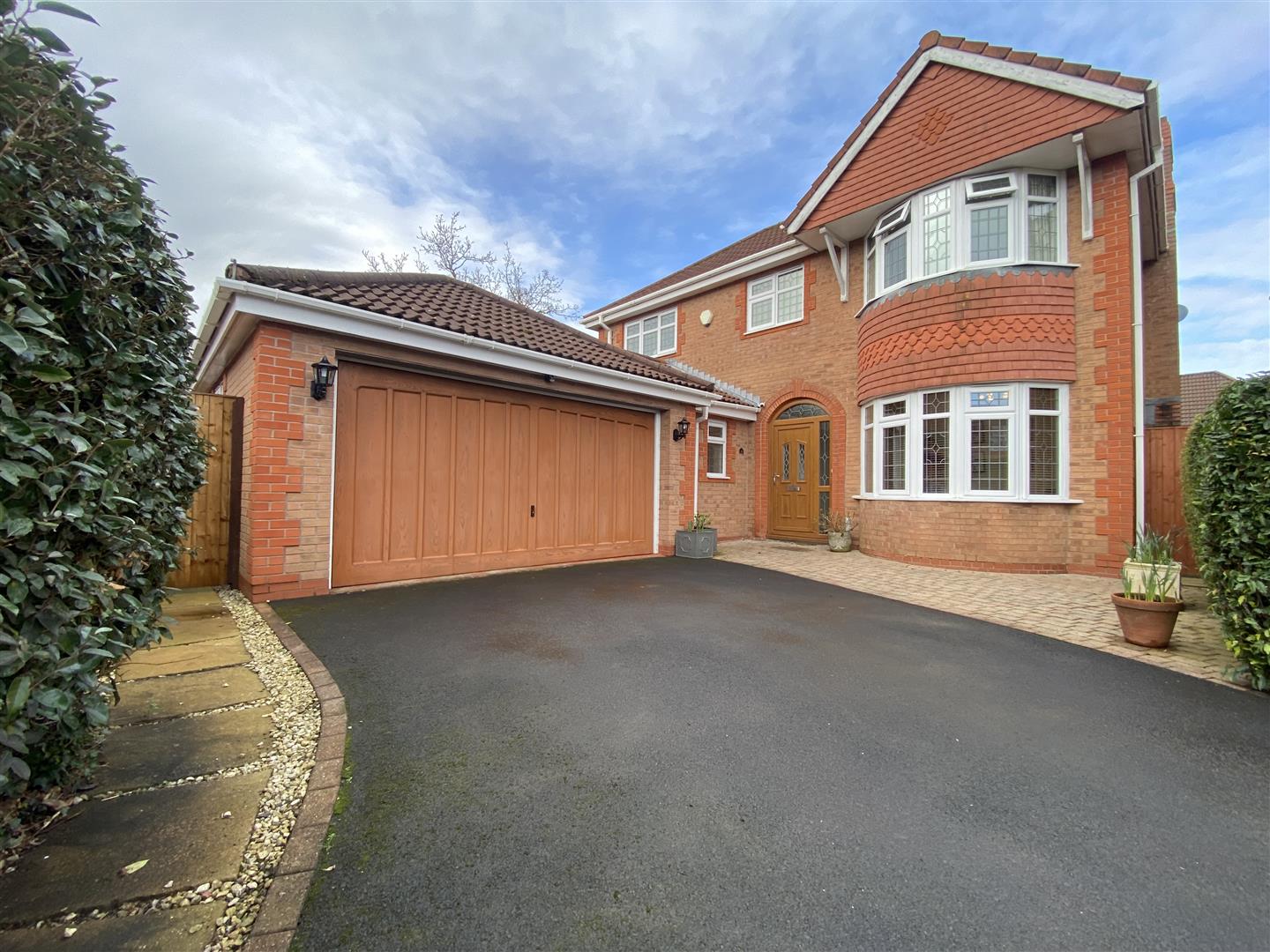 Properties Archive Page 4 of 4 Holdens Estate Agents